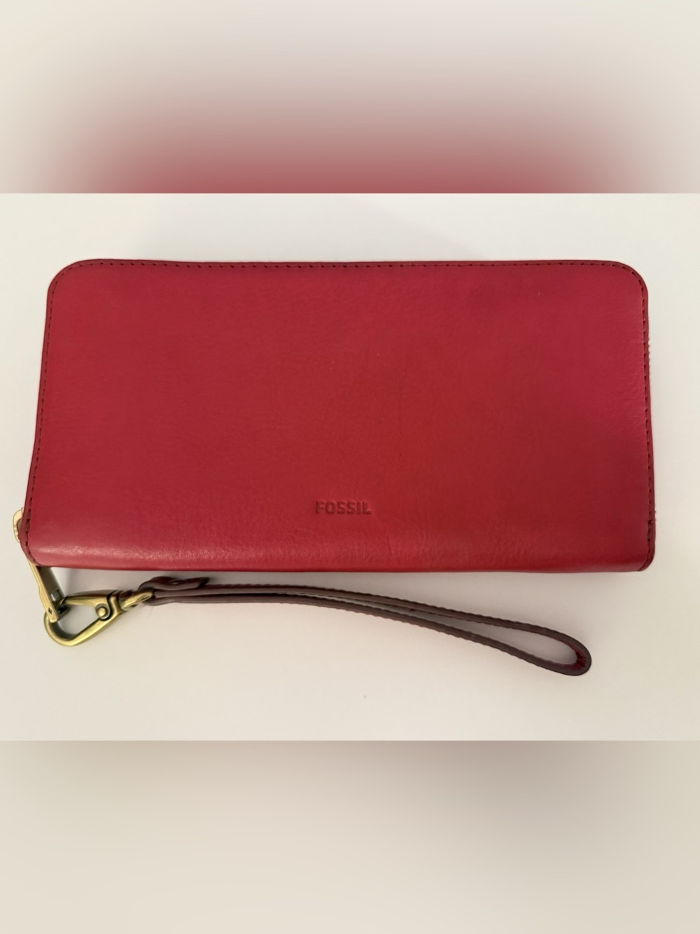 Fossil Red Leather Zip-Around Wristlet Wallet Brass Detailing Excellent Conditio